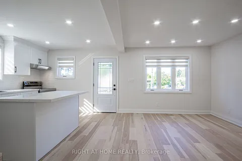 961 Victoria Pk Ave, Toronto, ON M4B 2J4