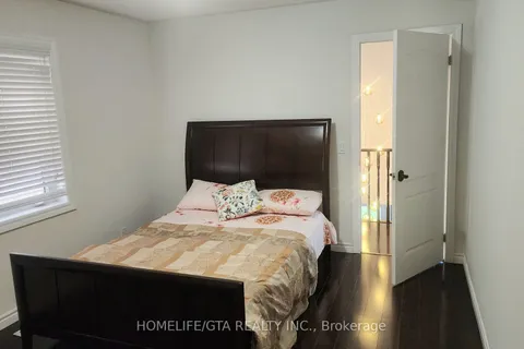 293 Pimlico Dr, Oshawa, ON L1H 7K4