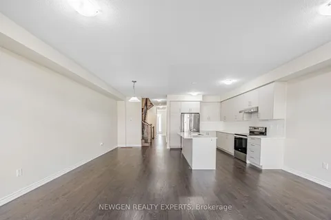 133 Laing Dr, Whitby, ON L1P 0N5