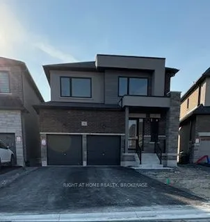 30 HOAD St, Clarington, ON L1B 0W1