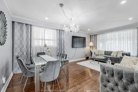 34 Alpaca Dr, Toronto, ON M1J 2Z7