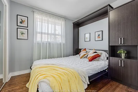 34 Alpaca Dr, Toronto, ON M1J 2Z7