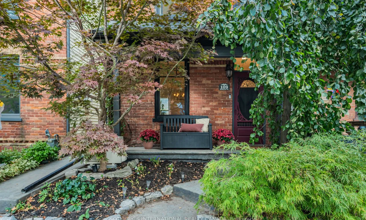 109 Hamilton St, Toronto, ON M4M 2C7