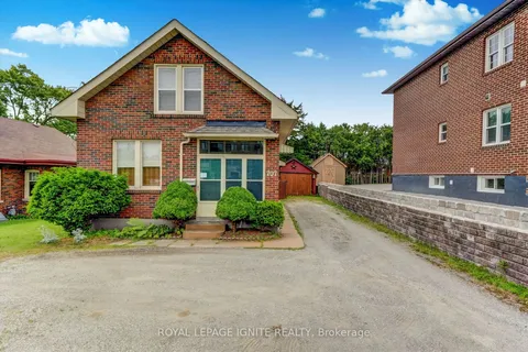 707 King St, Oshawa, ON L1J 2L2