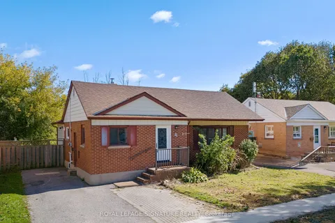 75 Admiral Rd, Ajax, ON L1S 2N8