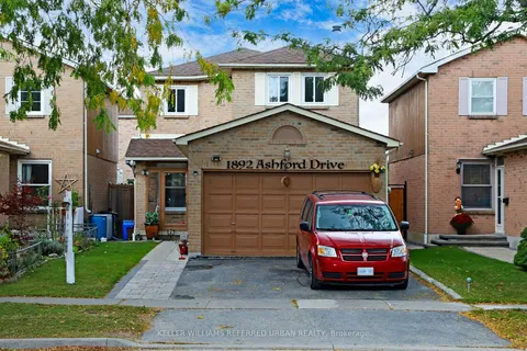 1892 Ashford Dr, Pickering, ON L1V 6C4