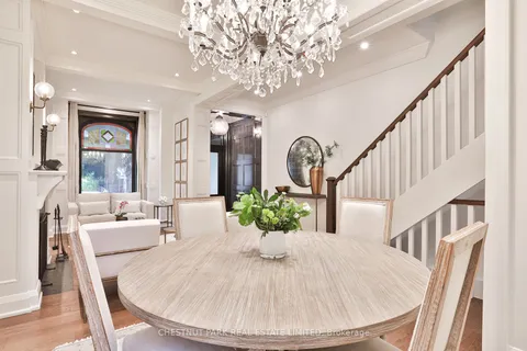 198 First Ave, Toronto, ON M4M 1X1