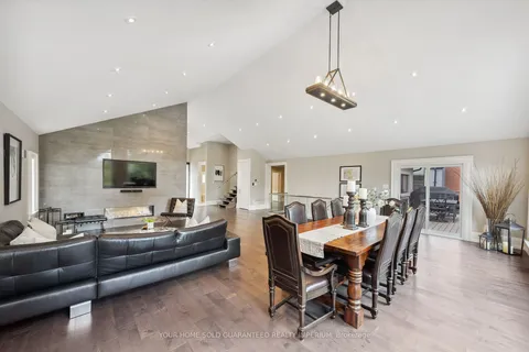 1971 Spruce Hill Rd, Pickering, ON L1V 1S6