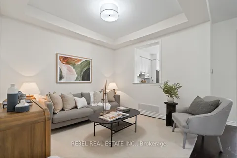 14 Kilmarnock Cres, Whitby, ON L1P 0E8