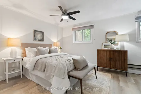 1288 Sunningdale Ave, Oshawa, ON L1H 8G7