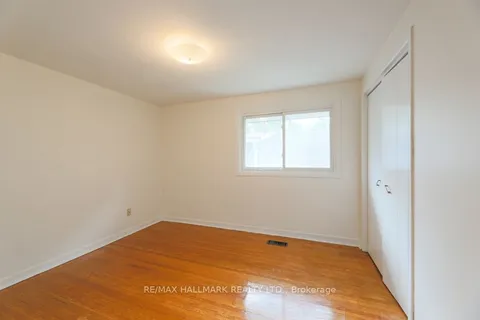 40 Claremore Ave, Toronto, ON M1N 3R9