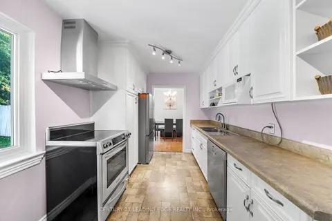 57 Pilot St, Toronto, ON M1E 2C7