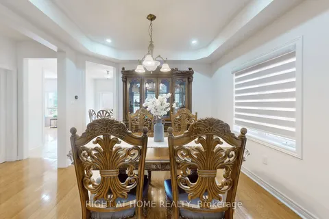 12 Pickthall Terr, Toronto, ON M1E 5K9