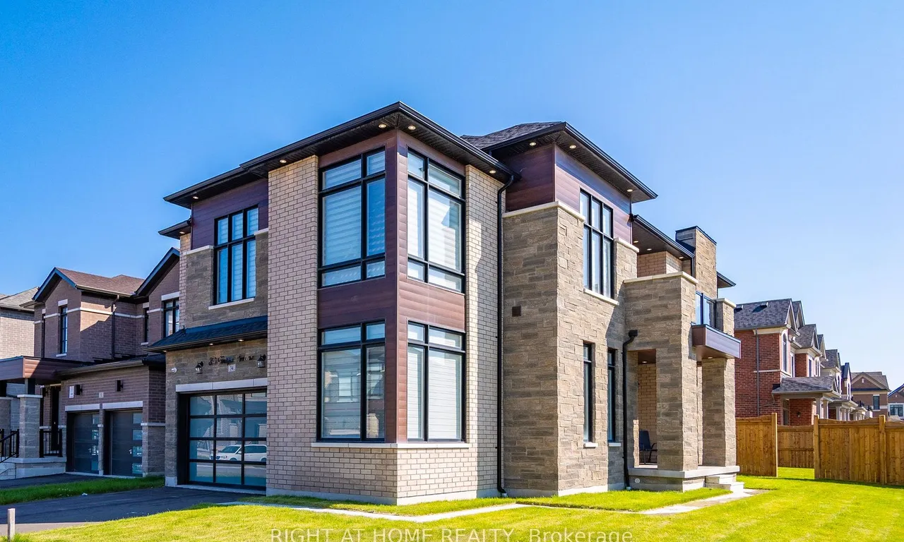 34 Fruitful Cres, Whitby, ON L1P 0N3