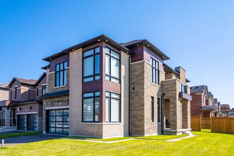 34 Fruitful Cres, Whitby, ON L1P 0N3