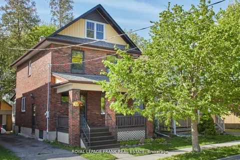 95 Agnes St, Oshawa, ON L1G 1V3
