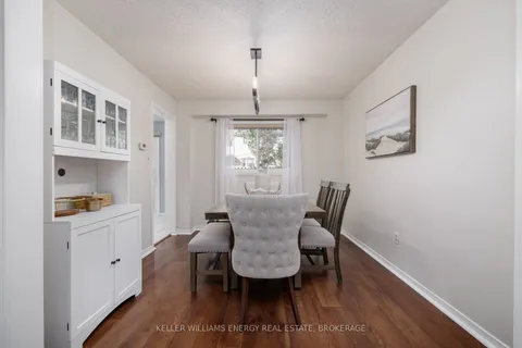14 Flaxman Ave, Clarington, ON L1C 4S6