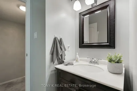 1617 Norwill Cres, Oshawa, ON L1G 7V4