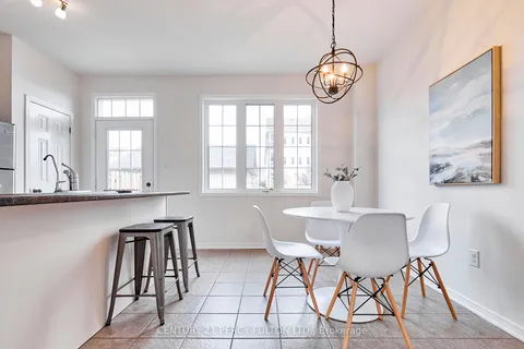 10 Mcbride Ave, Clarington, ON L1C 0J6