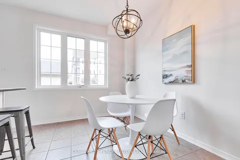 10 Mcbride Ave, Clarington, ON L1C 0J6