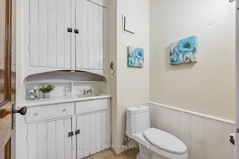 5032 Old Brock Rd, Pickering, ON L1Y 1B3