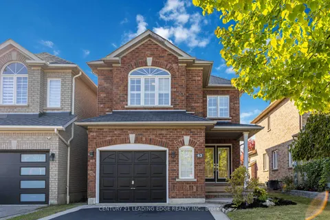 42 Cottage Cres, Whitby, ON L1R 0B2