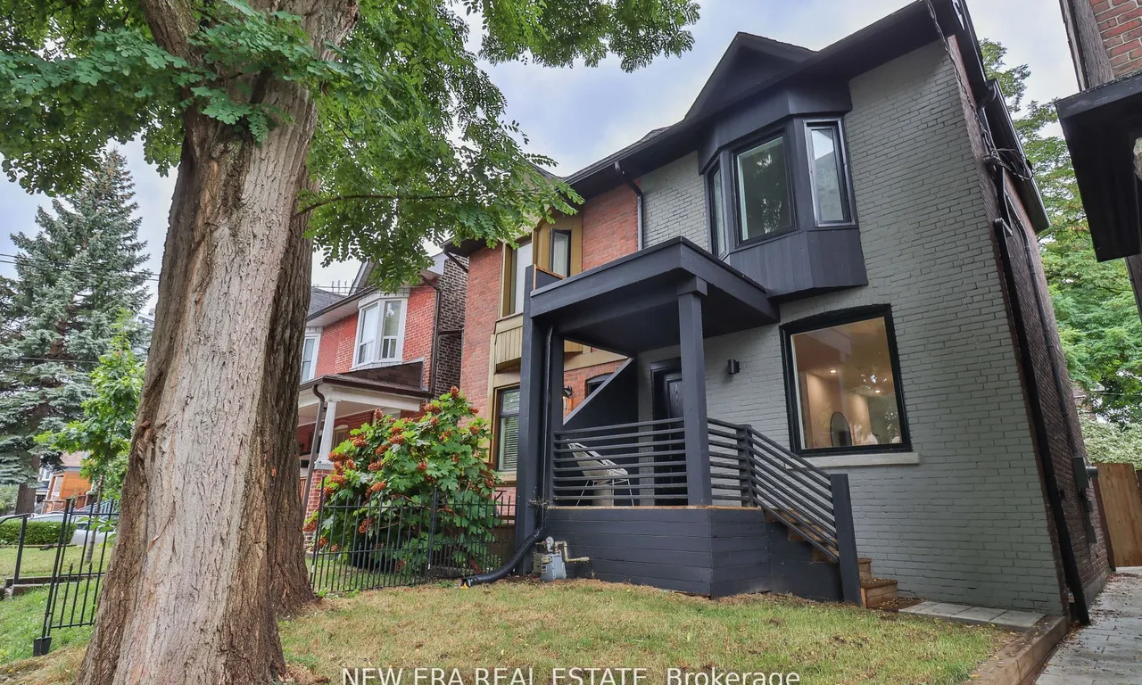 118 Cambridge Ave, Toronto, ON M4K 2L6
