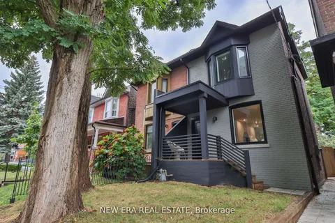 118 Cambridge Ave, Toronto, ON M4K 2L6