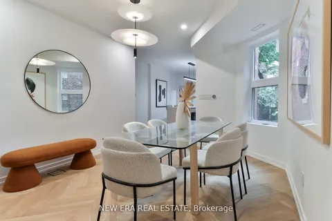 118 Cambridge Ave, Toronto, ON M4K 2L6