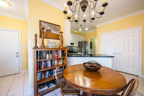 275 Waterbury Cres, Scugog, ON L9L 1S4
