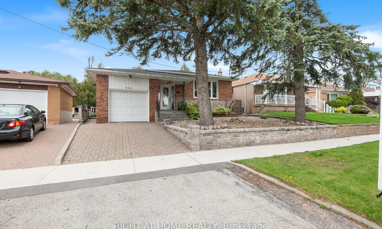 46 A Courton Dr, Toronto, ON M1R 1K8