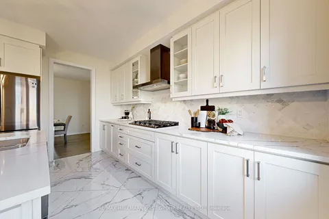 84 Grady Dr, Clarington, ON L1B 1G9