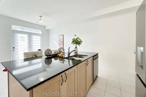 1558 Scarlett Tr, Pickering, ON L0H 1J0