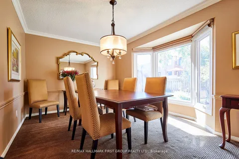 1538 Huntsmill Dr, Pickering, ON L1V 5J5