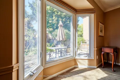 1538 Huntsmill Dr, Pickering, ON L1V 5J5