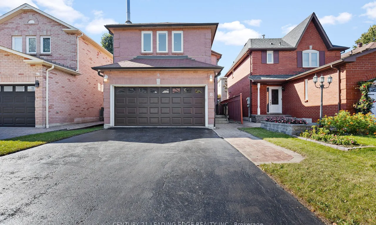 8 Keys Dr, Ajax, ON L1T 3R1