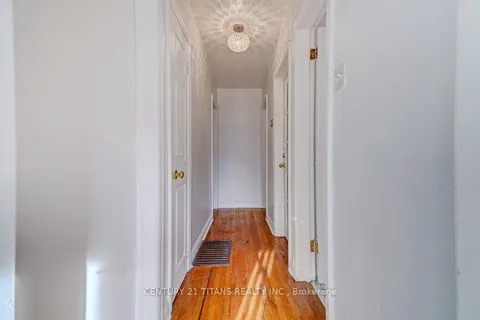 14 Anneke Rd, Toronto, ON M1N 3M6