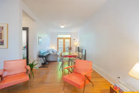 561 Carlaw Ave, Toronto, ON M4K 3K1