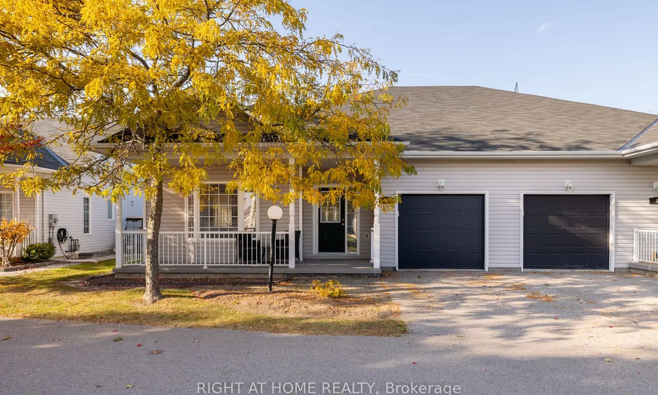 10 Hinkley Tr, Clarington, ON L1B 1P4