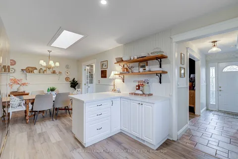 11 Rosalynne Ave, Clarington, ON L1C 3X7