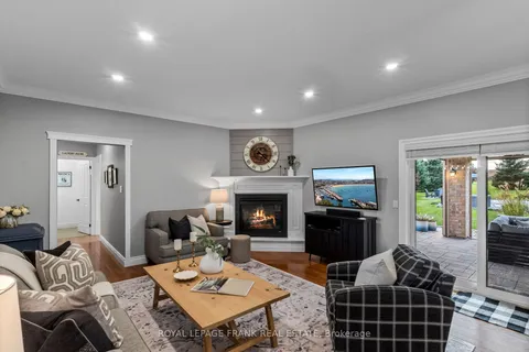 15930 Marsh Hill Rd, Scugog, ON L9L 1Y9