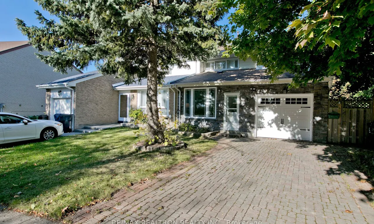 60 Tooklea Cres, Toronto, ON M1S 4C1