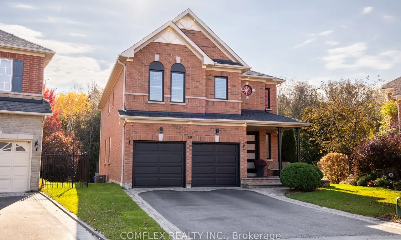 39 Blossomview Crt, Whitby, ON L1R 3G5