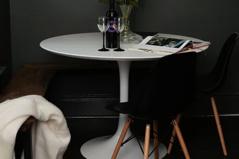 796 Kingston Rd, Toronto, ON M4E 1R7