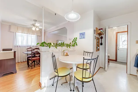 82 Cedarcrest Blvd, Toronto, ON M4B 2P3