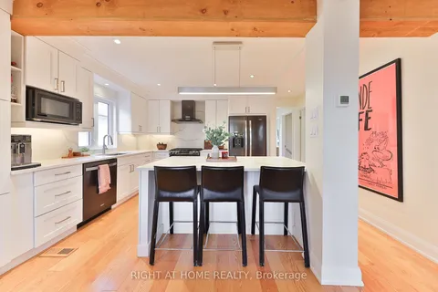 1785 Kingston Rd, Toronto, ON M1N 1T3