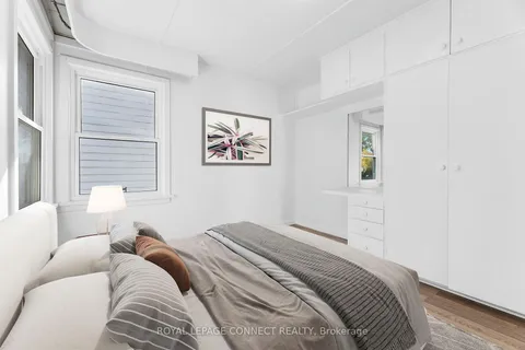 36 Windsor Ave, Ajax, ON L1S 2B2