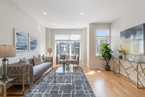 1369 Gull Crossing, Pickering, ON L1W 0B7