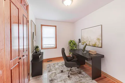 24 Castille Ave, Toronto, ON M1R 2C1