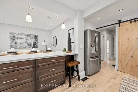 104 Natal Ave, Toronto, ON M1N 3V6